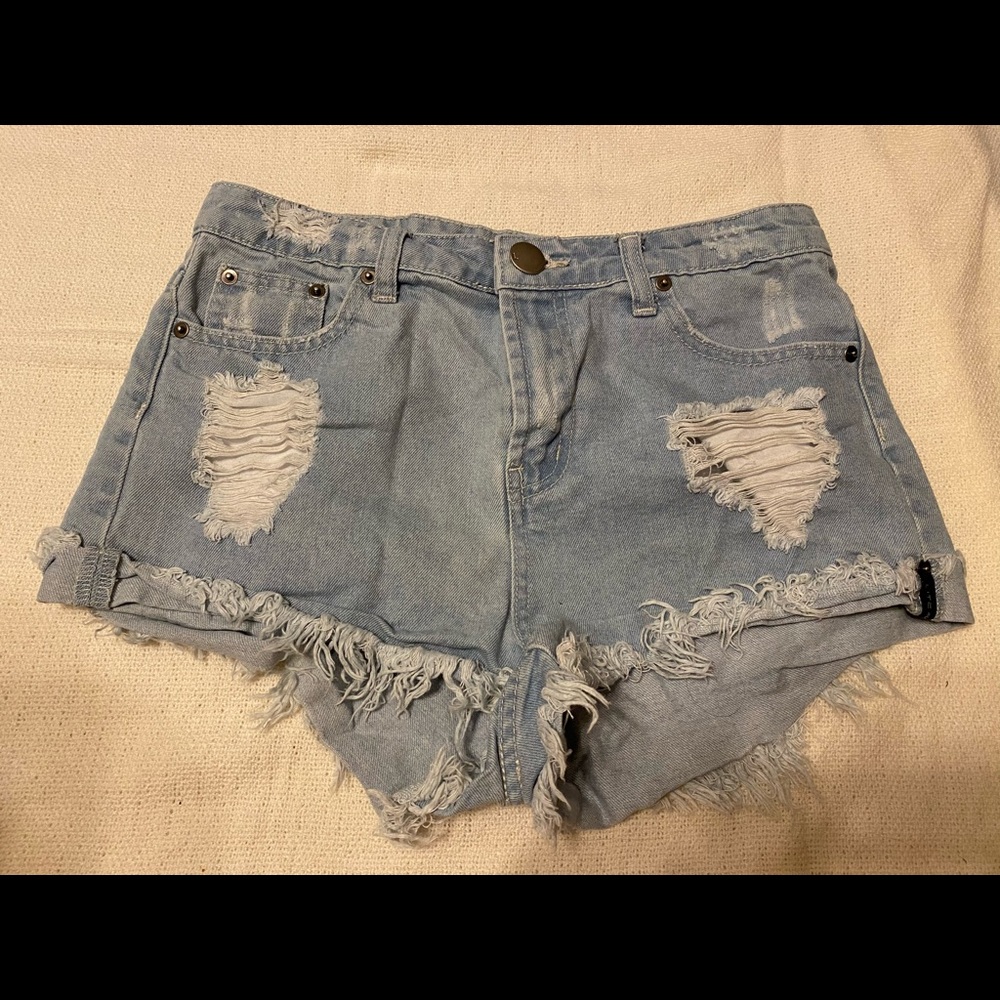 Frayed Distress Denim Shorts
